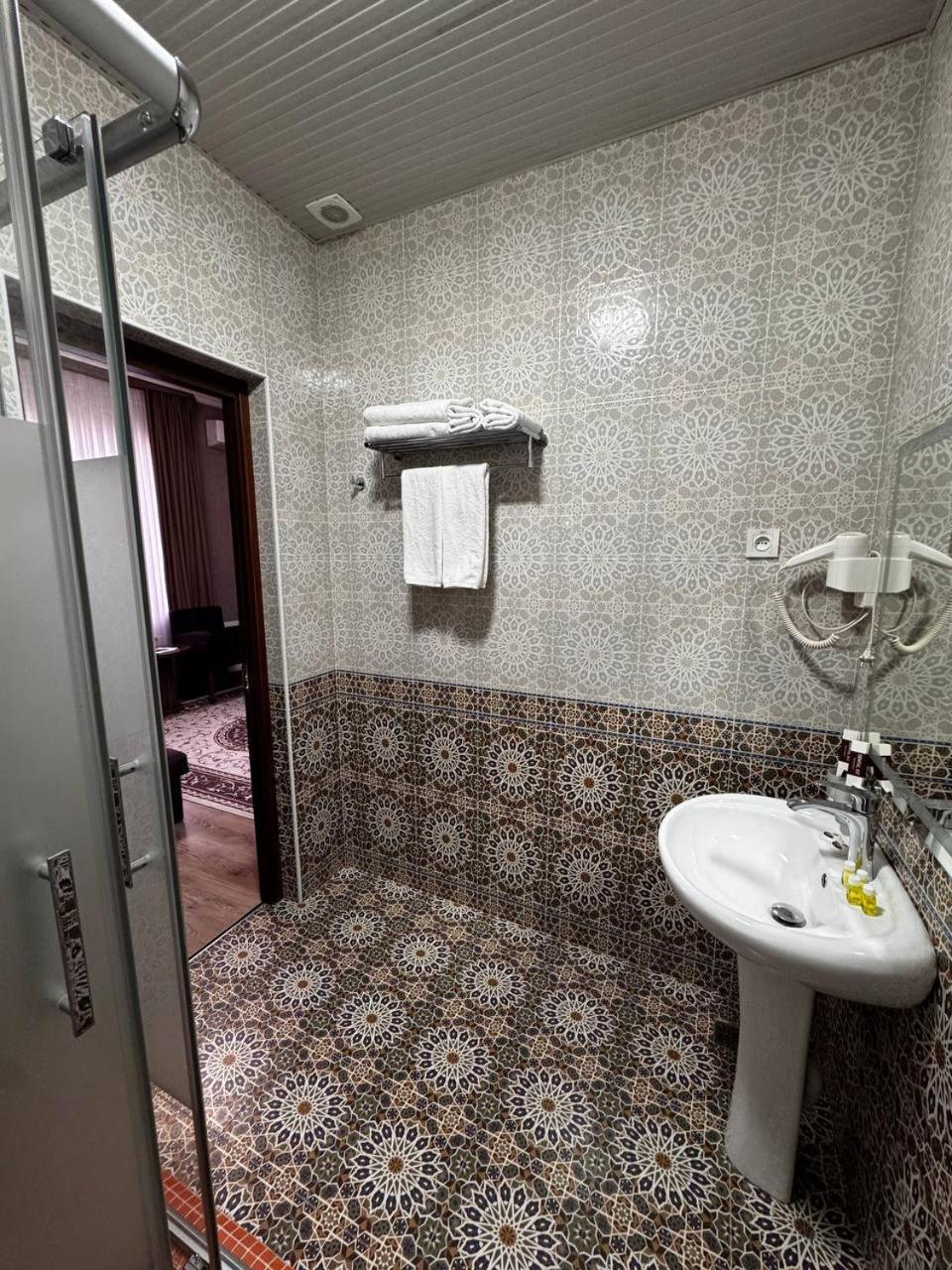 Ark Billur Halal Hotel Taszkent Zewnętrze zdjęcie